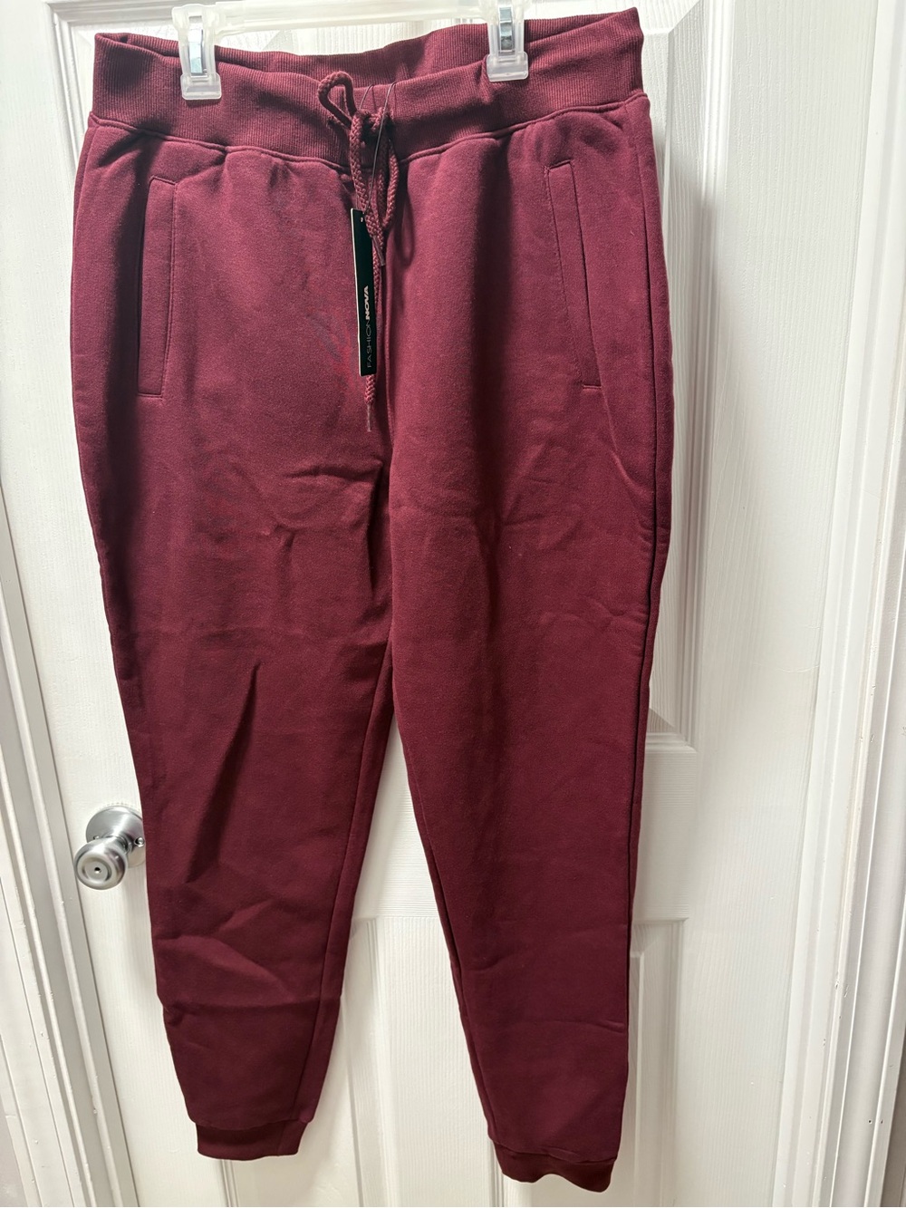 Fashion Nova Men's Burgundy Sweat Joggers